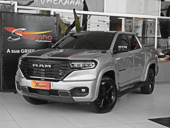 RAM RAMPAGE 2.0 HURRICANE 4 TURBO GASOLINA R/T 4X4 AUTOMÁTICO